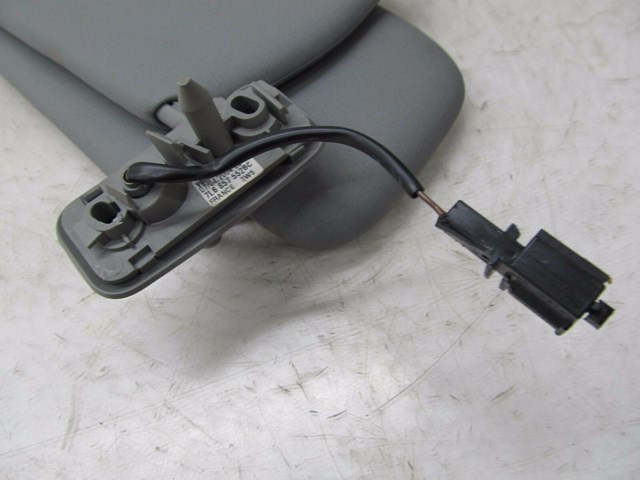 2004-2007 VOLKSWAGEN TOUAREG OEM RIGHT FRONT PASSENGER SIDE SUNVISOR GRAY