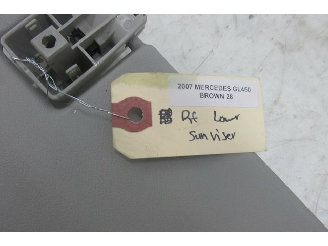 2007-2012 MERCEDES GL450 X164 OEM RIGHT FRONT PASSENGER SIDE LOWER SUNVISOR