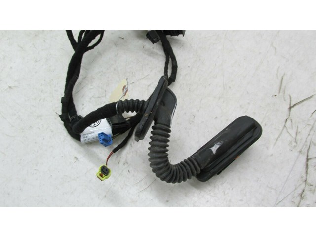 2012-2015 VOLKSWAGEN PASSAT OEM RIGHT FRONT PASSENGER DOOR WIRE HARNESS