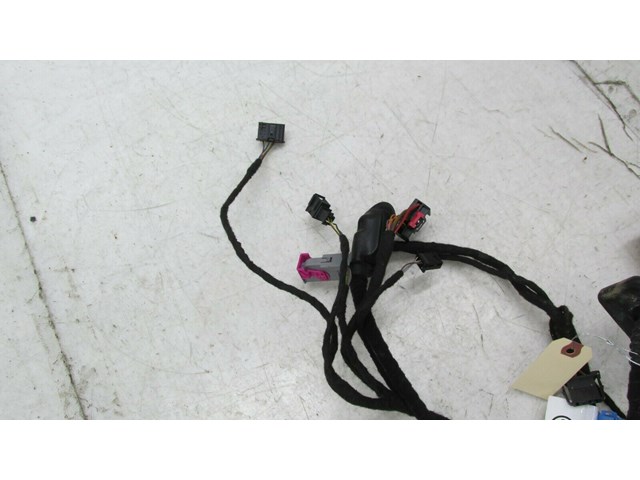2012-2015 VOLKSWAGEN PASSAT OEM RIGHT FRONT PASSENGER DOOR WIRE HARNESS