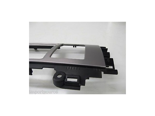 2009-2011 JAGUAR XF OEM FRONT CENTER DASH VENTS AND SCREEN TRIM 