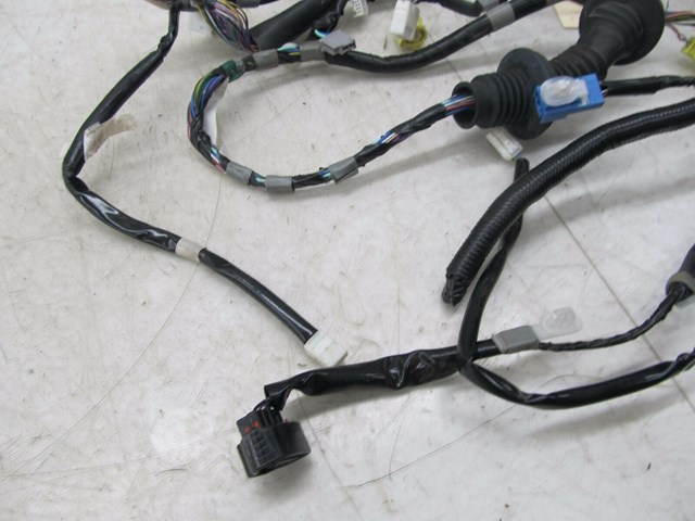  2002-2010 LEXUS SC430 Z40 OEM RIGHT FRONT PASSENGER DOOR WIRES WIRING HARNESS