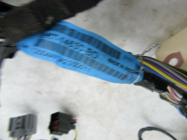 2010-2012 LINCOLN MKZ OEM RIGHT FRONT PASSENGER SIDE DOOR WIRE HARNESS 