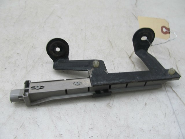 2003-2006 MERCEDES E500 W211 OEM LEFT FRONT SUSPENSION AIR BAG PRESSURE SENSOR