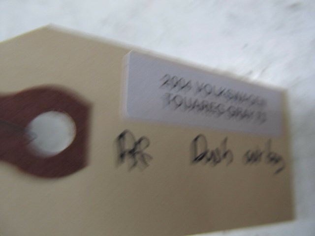 2004-2007 VOLKSWAGEN TOUAREG OEM RIGHT FRONT PASSENGER DASH AIR BAG AIRBAG