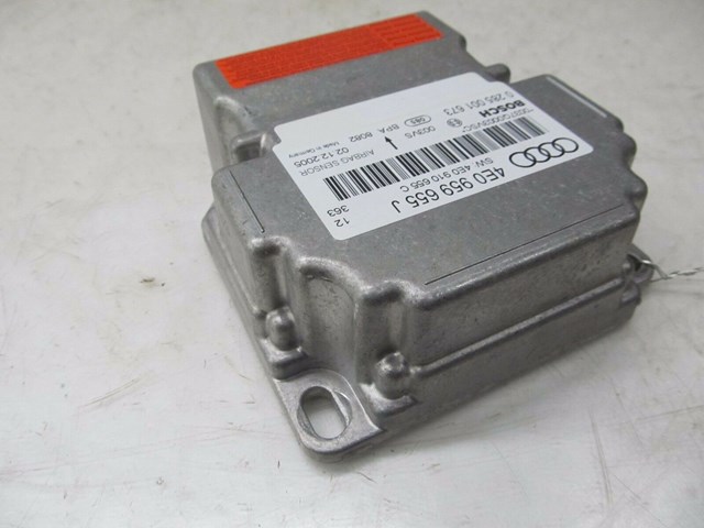 2004-2008 AUDI A8L W12 OEM AIRBAG CONTROL MODULE *NEEDS REPROGRAM* 