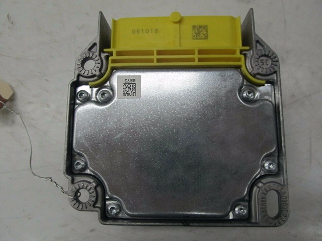 2004-2008 AUDI A8L W12 OEM AIRBAG CONTROL MODULE *NEEDS REPROGRAM* 