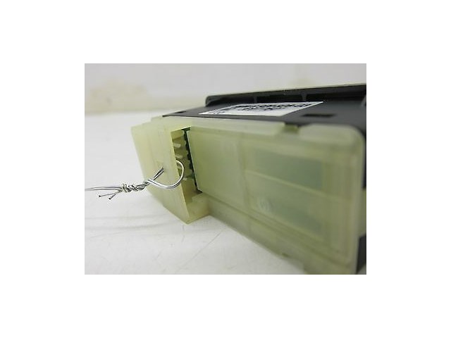 2004-2005 BMW 525i 530i E60 OEM PASSENGER SIDE AIRBAG CONTROL DISPLAY OFF