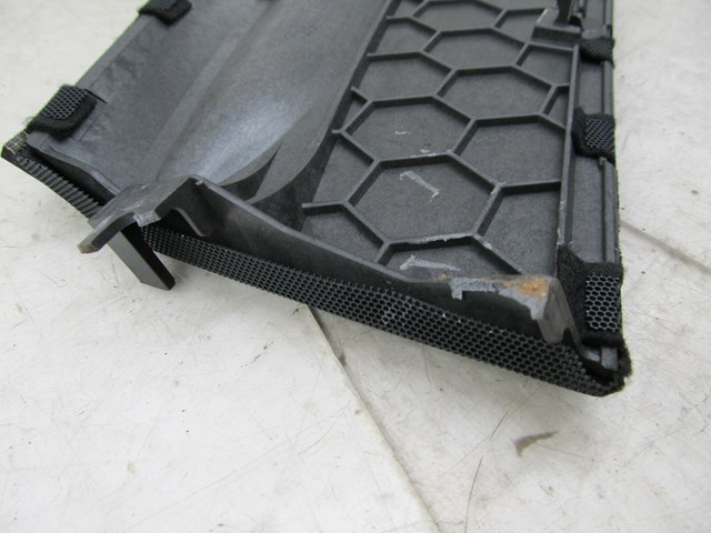 2005-2008 AUDI A6 C6 OEM FRONT UPPER DASH GRILLE VENT 