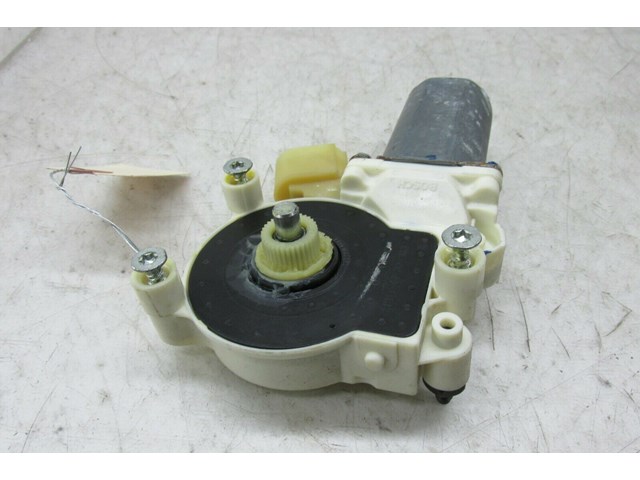  2007-2010 BMW X5 E70 OEM LEFT REAR WINDOW REGULATOR MOTOR 