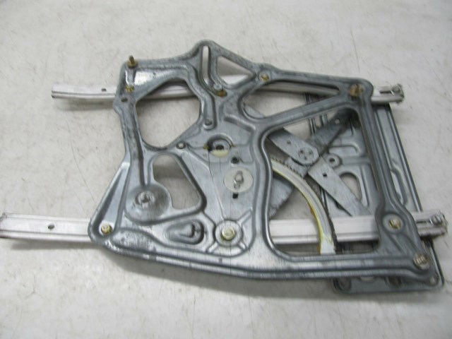 1985-1991 BMW 325i CABRIO E30 OEM LEFT REAR WINDOW REGULATOR W/O MOTOR
