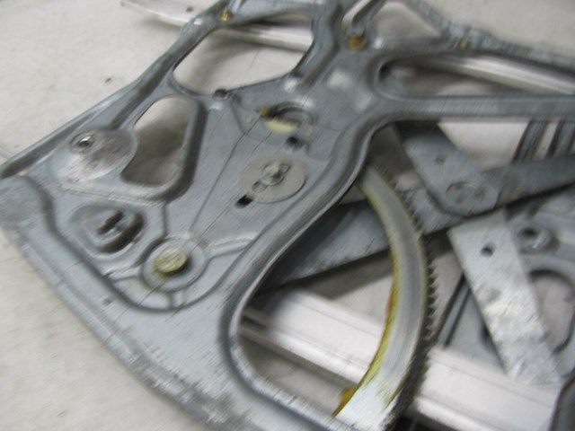 1985-1991 BMW 325i CABRIO E30 OEM LEFT REAR WINDOW REGULATOR W/O MOTOR