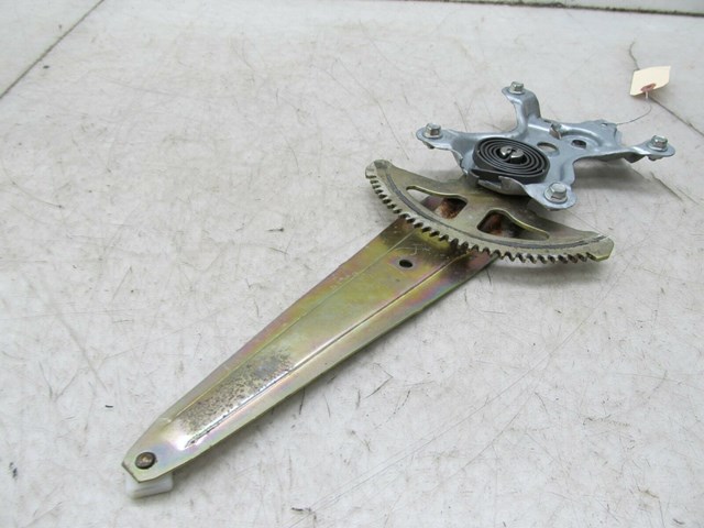 2004-2009 LEXUS RX350 RX330 OEM RIGHT REAR WINDOW REGULATOR 