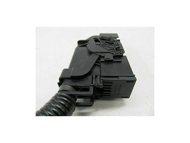 2006-2009 INFINITI M45 M35 OEM ABS PUMP PLUG CONNECTOR 