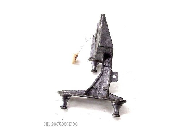 2001-2005 MERCEDES C240 W203 OEM ABS PUMP MOUNT 