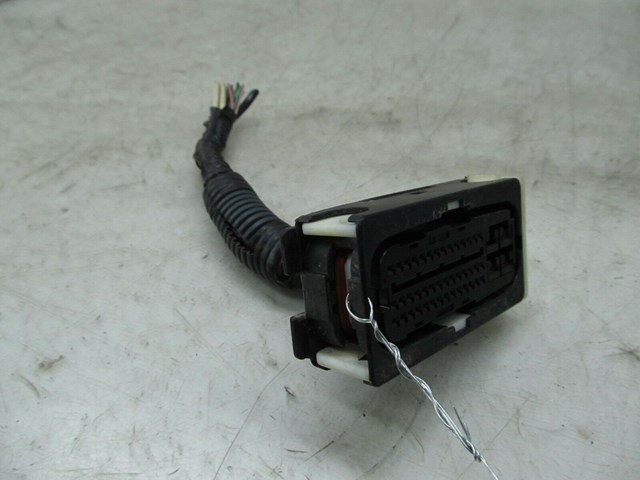  2007-2011 LEXUS GS350 OEM FRONT ABS PUMP WIRE PLUG 