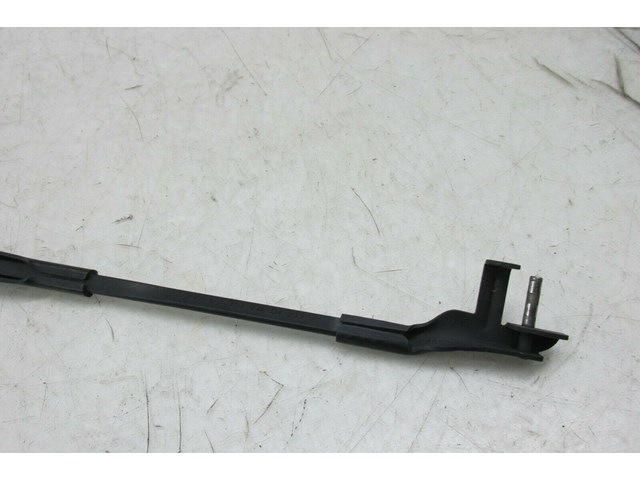 2007-2010 BMW X5 E70 OEM LEFT FRONT WINDSHIELD WIPER ARM 