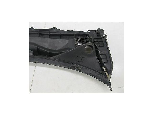 2009-2012 NISSAN 370Z COUPE OEM LEFT FRONT WINDSHIELD WIPER COWL TRIM COVER