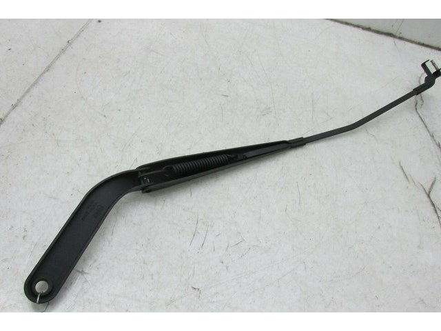 2007-2010 BMW X5 E70 OEM RIGHT FRONT WINDSHIELD WIPER ARM 