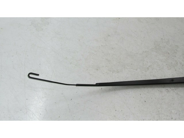 2015-2019 NISSAN MURANO OEM RIGHT FRONT PASSENGER SIDE WINDSHIELD WIPER ARM 