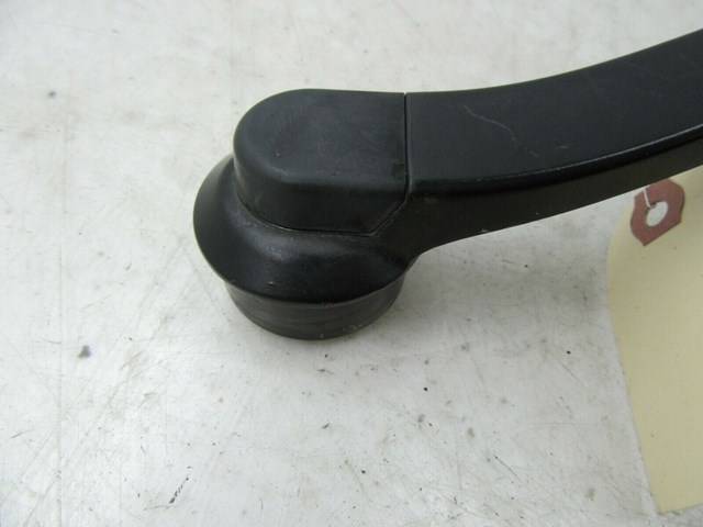 2013-2018 FORD FUSION OEM RIGHT FRONT WINDSHIELD WIPER ARM PASSENGER SIDE