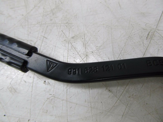 2013-2015 PORSCHE BOXSTER 981 OEM LEFT FRONT WINDSHIELD WIPER ARM 99162812101