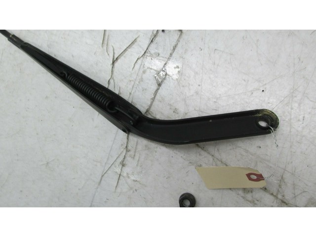  2007-2010 BMW X5 E70 OEM RIGHT FRONT PASSENGER SIDE WINDSHIELD WIPER ARM