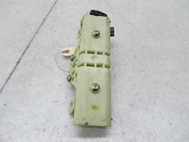 2003-2006 MERCEDES E500 W211 OEM LEFT REAR HEADREST RECLINER MOTOR 