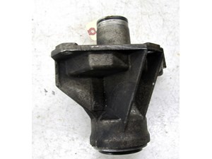  2003-2006 RANGE ROVER HSE OEM RIGHT FRONT AXLE SHAFT GUIDE BRACKET