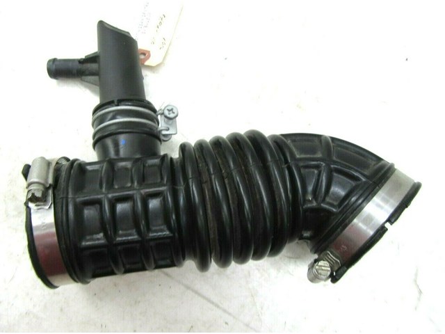 2013-2018 NISSAN SENTRA SV OEM FRONT AIR INTAKE TUBE CLEANER 
