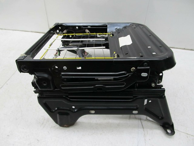 2003-2004 LAND ROVER DISCOVERY OEM RIGHT FRONT SEAT TRACK ASSEMBLY 