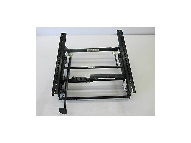 2005-2007 MERCEDES BENZ C230 W203 OEM RIGHT SIDE FRONT SEAT TRACK MANUAL SLIDING