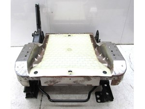 2003-2007 CHEVY SILVERADO OEM RIGHT FRONT SEAT TRACK ASSEMBLY 
