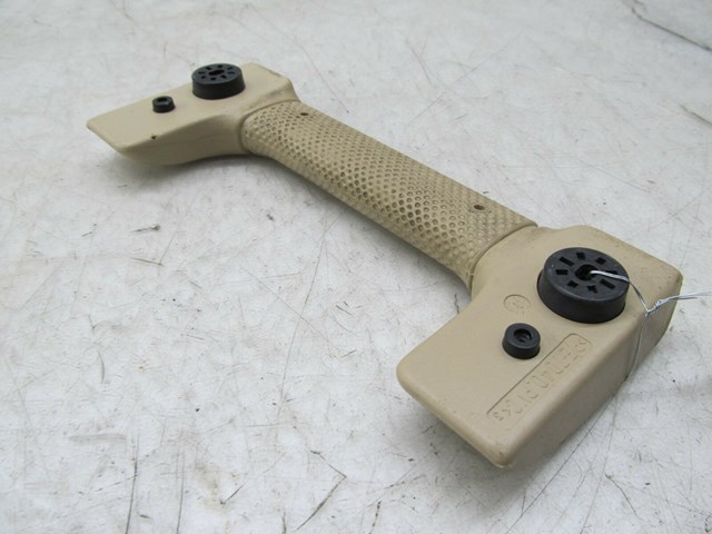 2003-2004 LAND ROVER DISCOVERY OEM LEFT FRONT DRIVER SIDE INNER DOOR HANDLE 