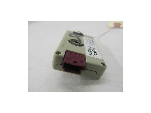 2004-2005 BMW 525i 530i E60 OEM LEFT REAR ANTENNA SUPPRESSION FILTER MODULE