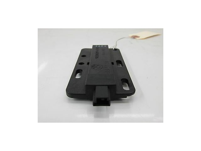 2008-2010 BMW 528i 535i E60 OEM REAR DECK ANTENNA CONVENIENCE ACCESS MODULE