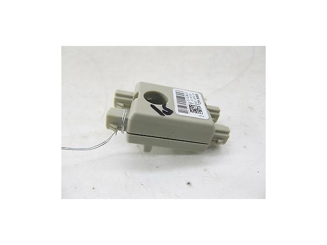 2011-2013 BMW 550i 535i F10 OEM LEFT REAR ANTENNA TRAP CIRCUIT FILTER 9118261