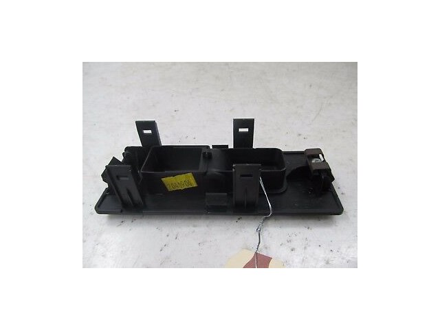 2004-2007 INFINITI QX56 OEM RIGHT FRONT WINDOW DOOR SWITCH TRIM BEZEL 