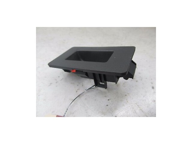 2004-2007 INFINITI QX56 OEM RIGHT REAR WINDOW DOOR SWITCH TRIM BEZEL 