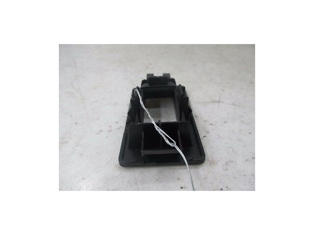 2004-2007 INFINITI QX56 OEM RIGHT REAR WINDOW DOOR SWITCH TRIM BEZEL 