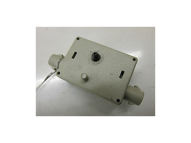 2006-2010 BMW M6 E63 OEM RIGHT REAR ANTENNA TRAP CIRCUIT FILTER 6990090