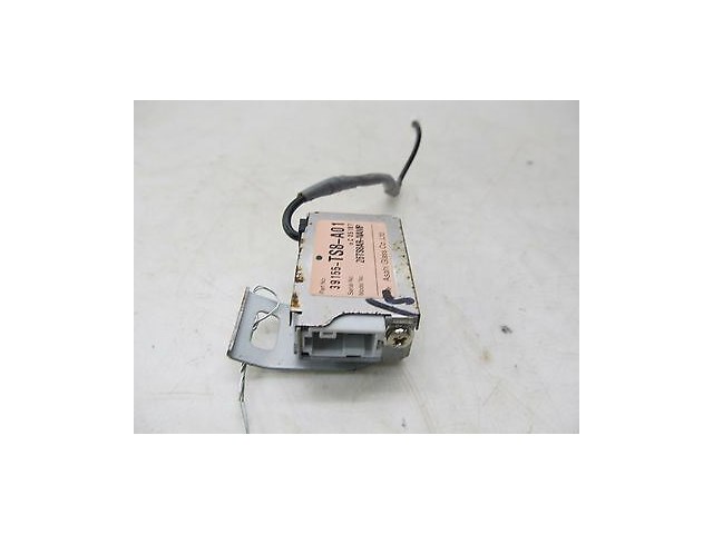 2012-2013 HONDA CIVIC SI COUPE OEM RIGHT FRONT ANTENNA BOOSTER CONTROL MODULE