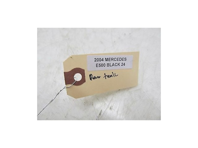 2003-2006 MERCEDES E500 W211 OEM ANTENNA BOOSTER AMPLIFIER 2118208689