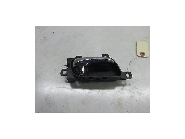 2009-2013 INFINITI G37 OEM RIGHT FRONT PASSENGER INTERIOR DOOR HANDLE