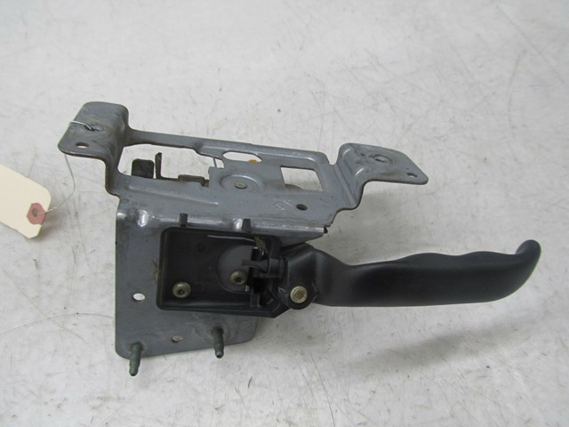 V2003-2007 CHEVY SILVERADO OEM RIGHT REAR INTERIOR DOOR HANDLE LEVER 