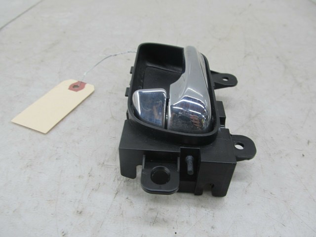 2009-2013 INFINITI G37 CONVERTIBLE OEM LEFT FRONT INTERIOR DOOR HANDLE LEVER 