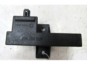 2005-2008 AUDI A6 C6 OEM LEFT REAR DOOR KEYLESS ENTRY ANTENNA MODULE 