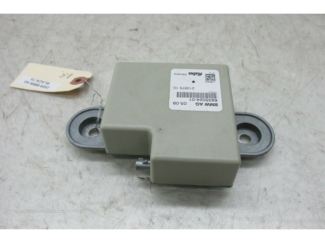 2007-2010 BMW X5 E70 OEM ANTENNA CONTROL MODULE 