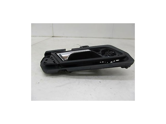 2006-2009 MERCEDES R350 W251 OEM RIGHT REAR INTERIOR DOOR HANDLE W/ TWEETER