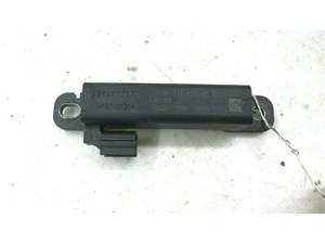 2013-2018 ACURA RDX OEM RIGHT FRONT KEYLESS ENTRY ANTENNA     